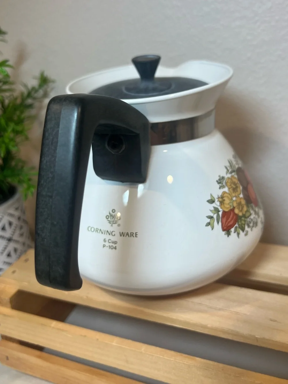 Corning Ware “Spice of Life” Vintage 6-Cup Teapot | P-104 | Collectible | EUC